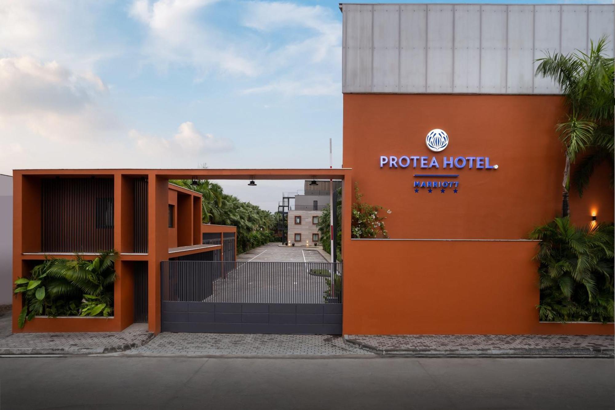 Protea Hotel By Marriott Луанда  Экстерьер фото