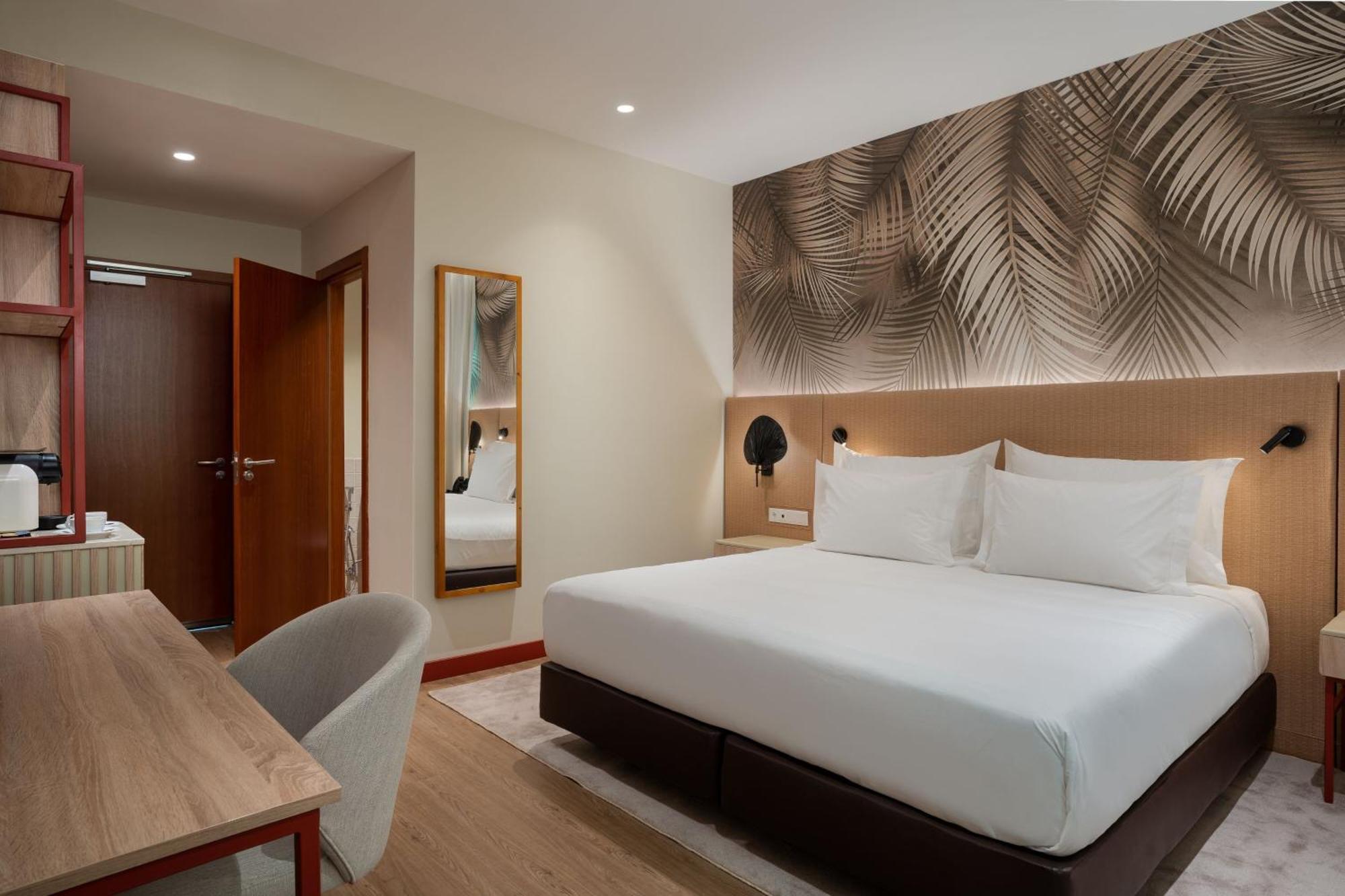 Protea Hotel By Marriott Луанда  Экстерьер фото